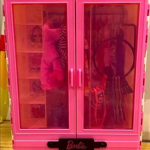 COPY - Barbie Wardrobe
